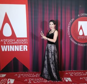 Taking award1